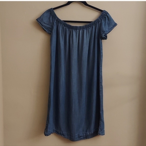 CLOTH & STONE Off the Shoulder Short Sleeve Chambray Dress - Picture 8 of 8